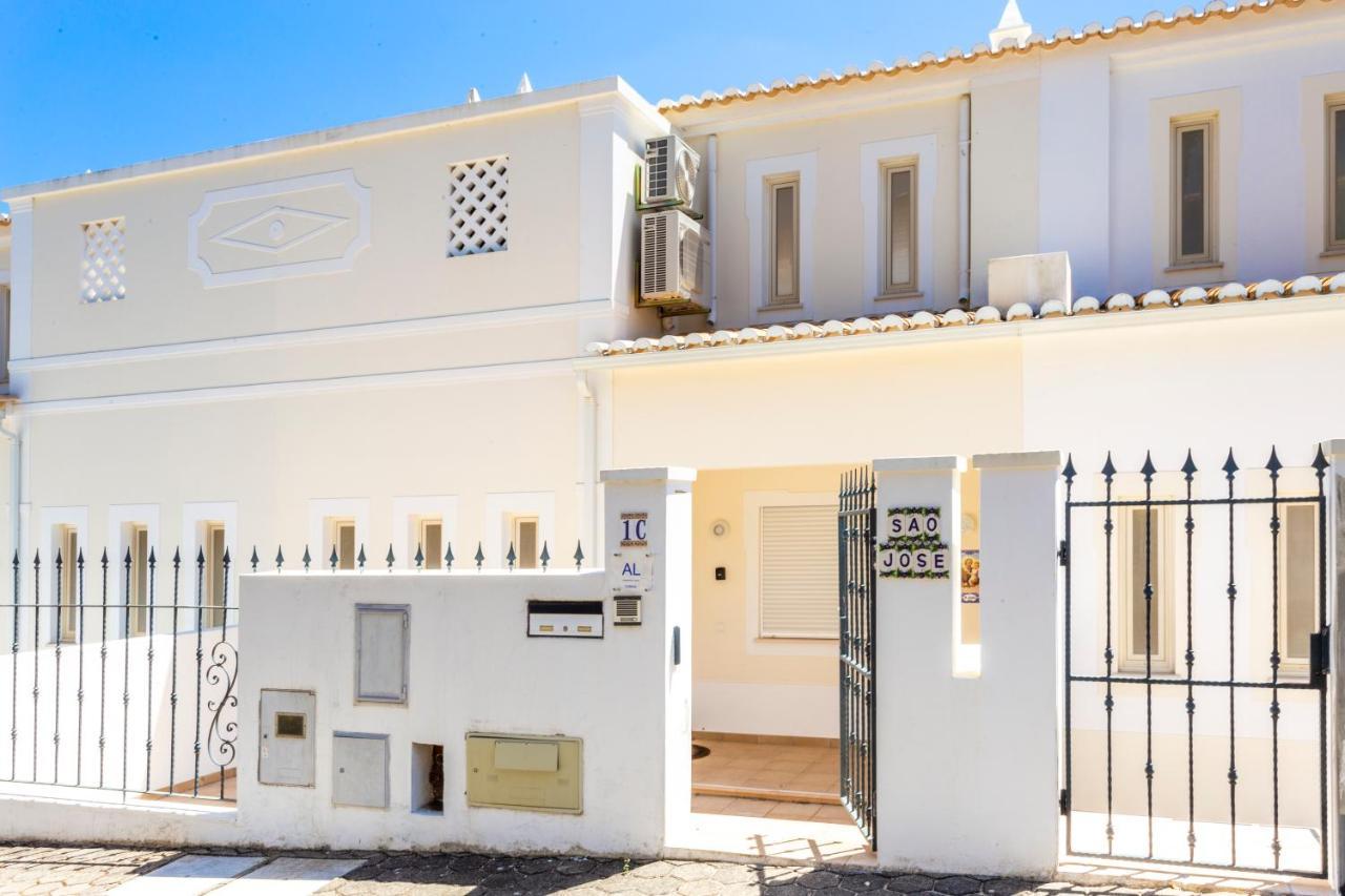 Апартаменти Cozy & Luxurious Getaway - 3 Decks Oceanview & Pool - Sao Jose Лагуш Екстер'єр фото